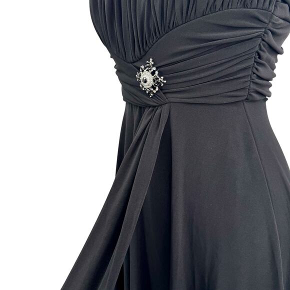 JESSICA HOWARD EVENING Brooch Fit & Flare Midi Dress Black Empire Waist Ruched 6 - Picture 4 of 13